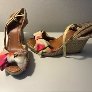 Colorful Bow Wedge Sandals